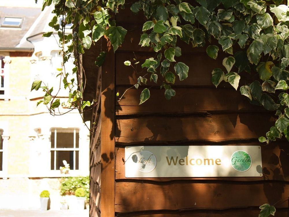 Mountlands Lodge ทอนทัน ภายนอก รูปภาพ